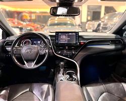 تۆیۆتا کامری